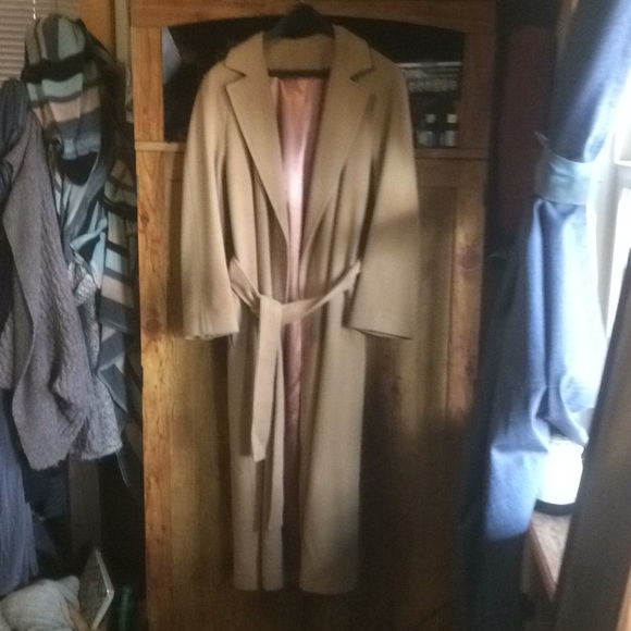 SOLD- 100% Cashmere Daniel Niveau Coat Camel S - Picture 7 of 7